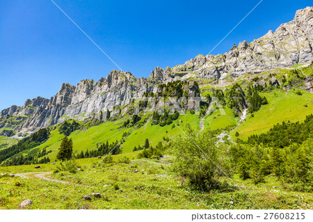 klausenpass 27608215