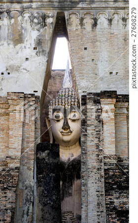 Historical Park temple center approach Sukhothai Historical Park temple center approach Sukhothai 27608279
