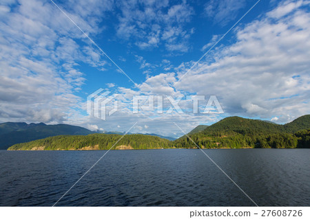 Vancouver island 27608726