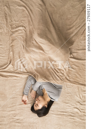 年輕的女士 年輕的女士 27609117