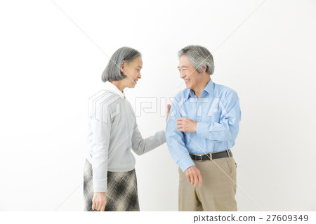 Senior couple Senior couple 27609349