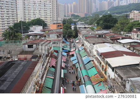 the Ngau Chi Wan Village 27610081