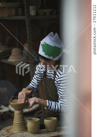 陶瓷藝術家肖像 27611212