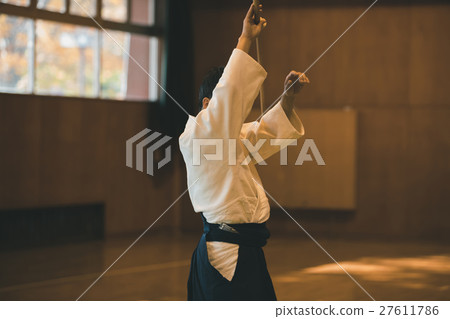 武術 人 人物 27611786