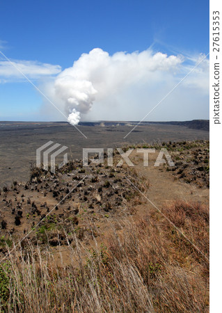 Hawaii Volcanoes National Park, USA.. 27615353