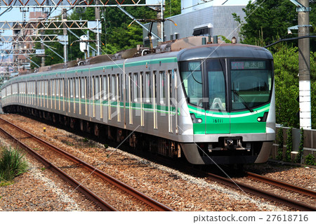 Tokyo Metro 16000 Series Train Chiyoda Line 27618716