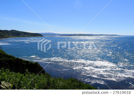 Noge Lake seen from Noge Cape. Noge Lake seen from Noge Cape. 27619038