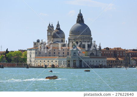 Venice panorama, Italy 27622640
