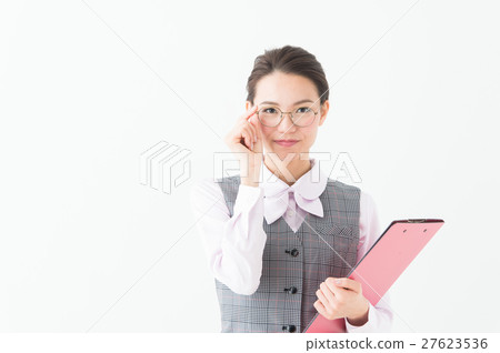 Woman at reception 27623536