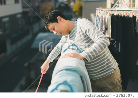 曬被褥 男人 男 27625073