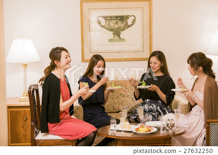 酒店女孩派對聚餐 27632250