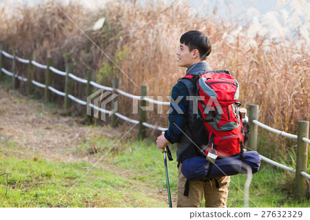 Hiking 077 27632329