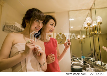Hotel Women's Association Powder Room Self-taken Hotel Women's Association Powder Room Self-taken 27632458
