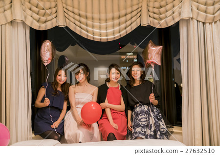 酒店婦女協會氣球肖像 酒店婦女協會氣球肖像 27632510