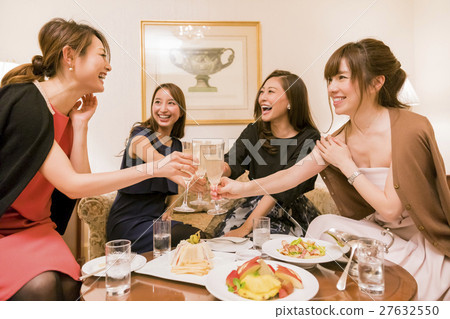 Hotel girls party party toast 27632550