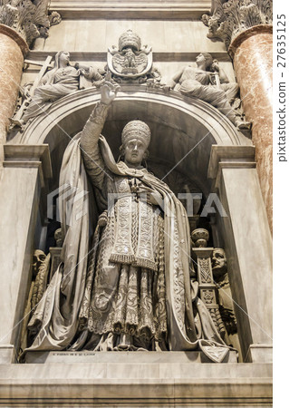 Saint Peter's Basilica art. Saint Peter's Basilica art. 27635125