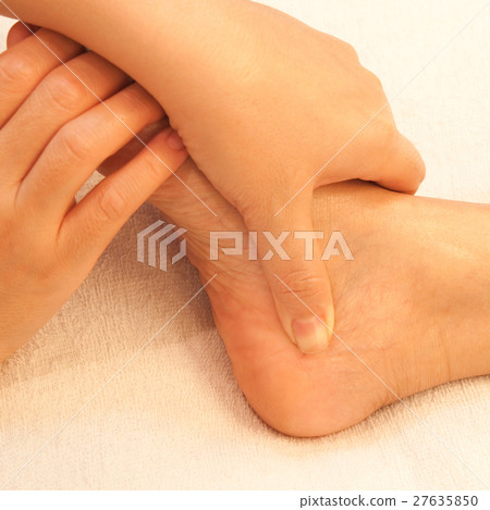 reflexology foot massage, spa foot treatment reflexology foot massage, spa foot treatment 27635850