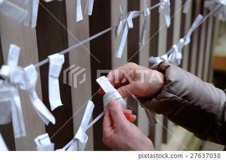 連接Omikuji 27637038