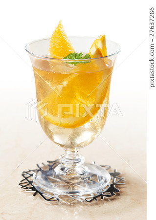 Ice orange tea 27637286