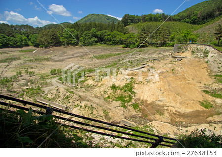 Fujinuma lake from which water ran out 27638153