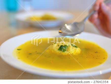 Soup with dumplings 27641354