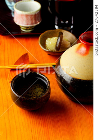 Japanese sake drinks dinner Japanese sake drinks dinner 27642594