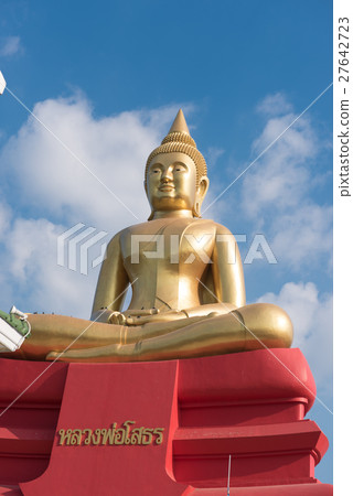 the golden Buddha statue of Thailand. 27642723