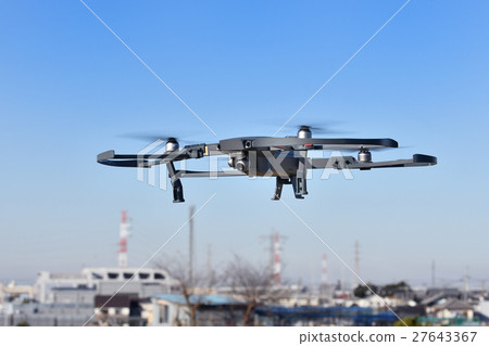 Drone in flight 27643367