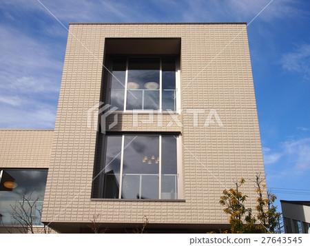 A house A house 27643545