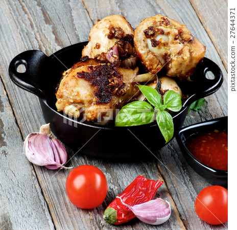 Roasted Chicken Legs 27644371
