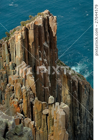 Rugged coastline cliffs 27644579