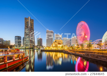 Night view of Yokohama in Japan 27644645