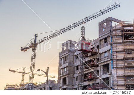 Modern building constraction site works. 27646027