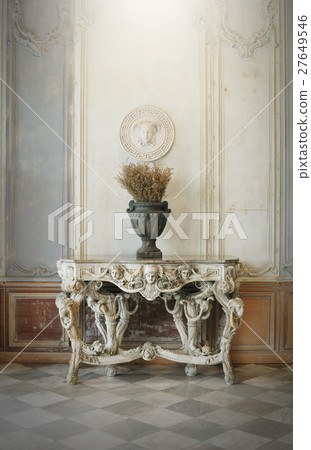 Vintage chair 27649546