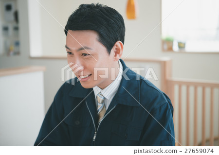 a meeting, gents, male 27659074