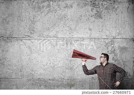 Hipster man shout in trumpet Hipster man shout in trumpet 27660971