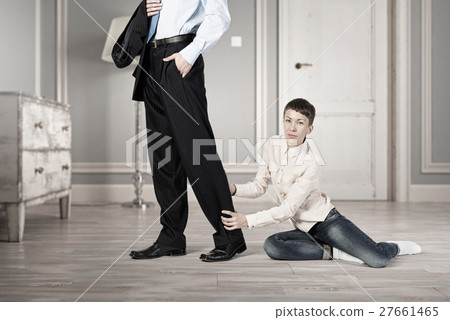 Do not leave me alone 27661465