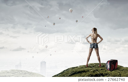 Hitch hiker woman Hitch hiker woman 27662740