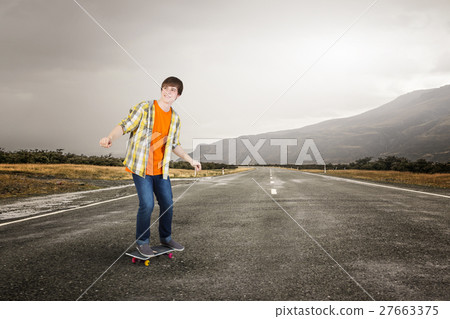 Boy ride skateboard 27663375