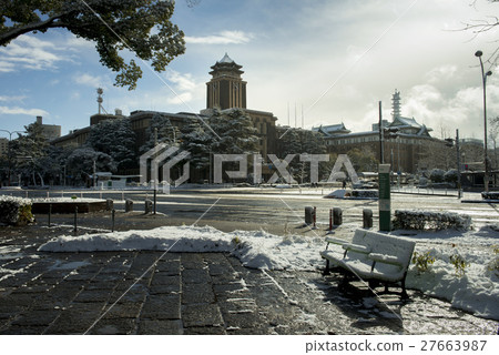 Nagoya City Hall · Snow morning 27663987