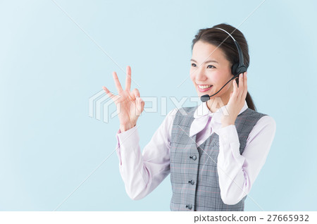 Call center woman (blue background) Call center woman (blue background) 27665932