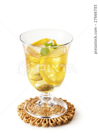 Ice lemon tea 27666785