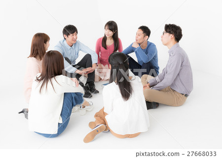 小組討論 27668033