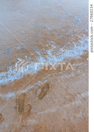 Chott el Djerid salt lake in Tunisia 27668534
