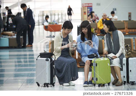 Women Airport Women Airport 27671326