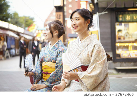Asakusa kimono 27672466