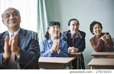 Senior classroom 27673010