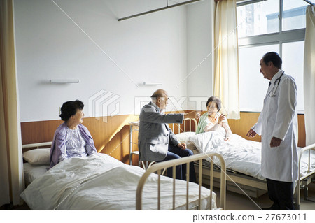 Senior medical 27673011