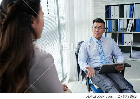 Discussing business ideas 27675862