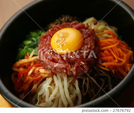 Bibimbap 27676792